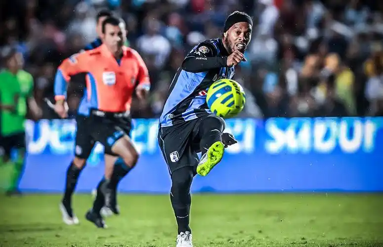 平的比赛时 平的比赛时